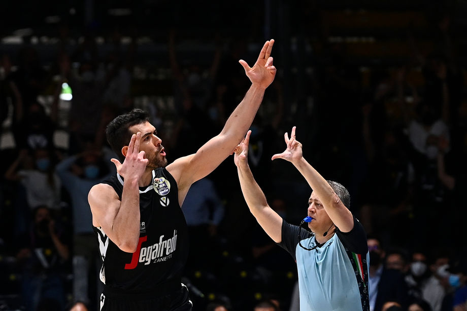 Su LBA TV il racconto dello scudetto Virtus con capitan Ricci