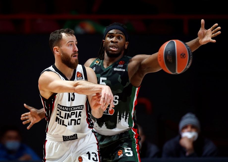 Eurolega, non c’è partita a Kazan: Canaan e John Brown fanno a pezzi Milano