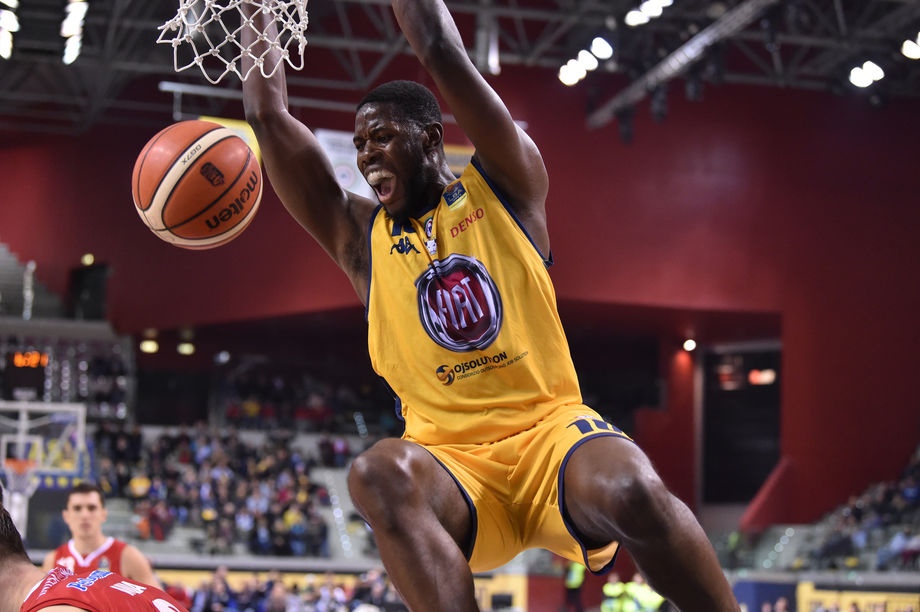 Virtus Segafredo Bologna, accordo con il pivot Mouhammadou Jaiteh