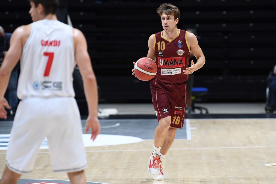 Domenica alle 18.30 la 40ª sfida tra UNAHOTELS Reggio Emilia e Umana Reyer Venezia