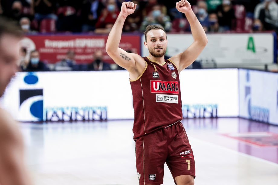 Umana Reyer Venezia, Tonut festeggia il compleanno con la sua miglior prova stagionale