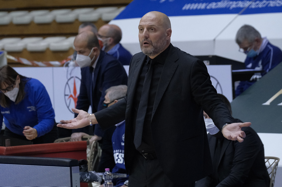 Virtus Segafredo Bologna, sulla LBATV intervista a coach Aleksandar Djordjevic