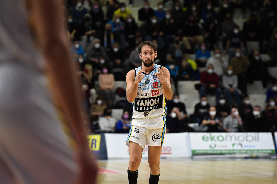 La retrocessione della Vanoli Cremona nelle parole di Poeta: “Un grande dispiacere, non è girato bene nulla. Il livello della Serie A si è alzato in modo importante”
