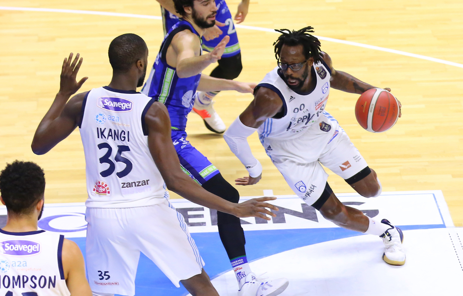 I numeri di Banco di Sardegna Sassari - Happy Casa Brindisi:  per Pozzecco seconda Final Eight da allenatore