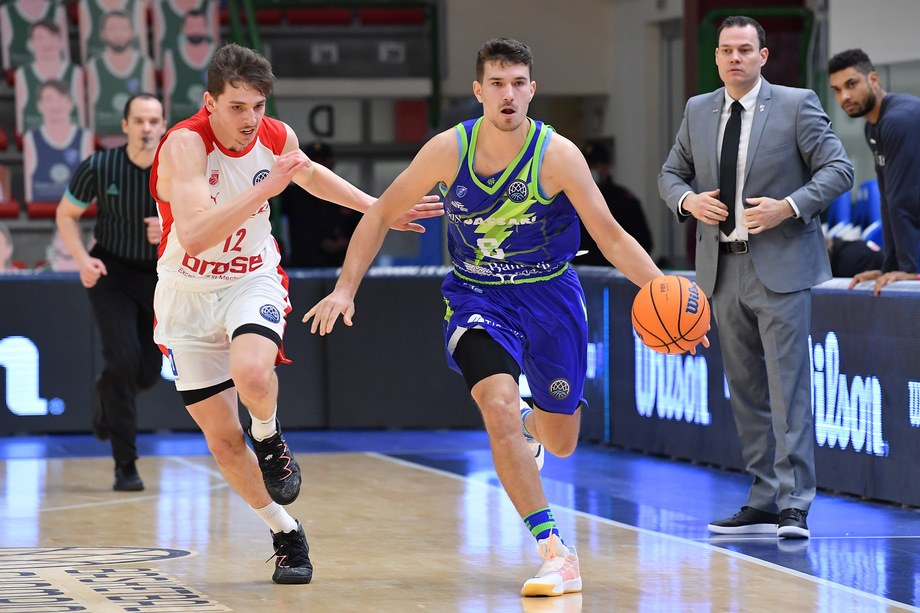 Basketball Champions League: il Banco di Sardegna Sassari si congeda con una vittoria: battuto il Brose Bamberg