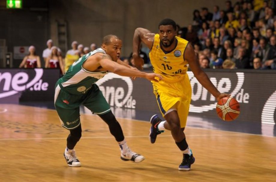 La Carpegna Prosciutto Basket Pesaro firma Frantz Massenat