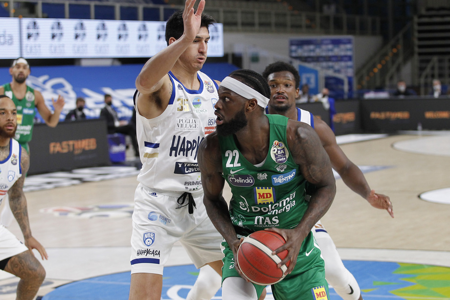 Dolomiti Energia Trentino, vittoria importante in chiave playoff sull'Happy Casa Brindisi