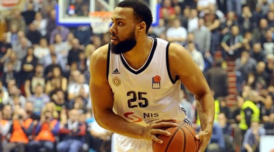 Il pivot Darrell Williams è della Vanoli Cremona