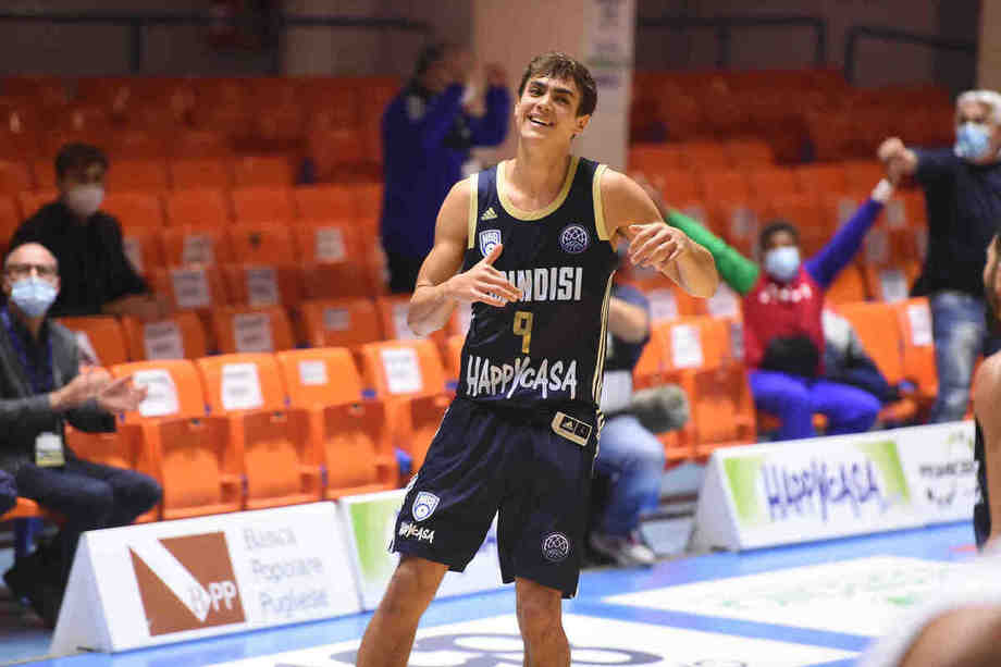 BCL, esordio vincente per l'Happy Casa Brindisi nel segno del baby Visconti: Darussafaka sconfitto
