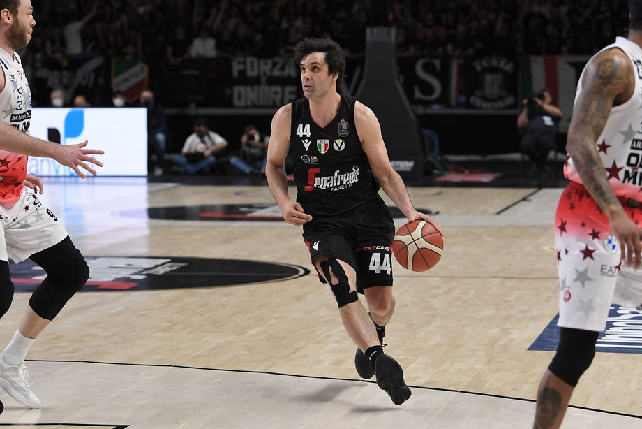 Virtus Segafredo Bologna, Milos Teodosic supera Caglieris e diventa il 2° miglior assistman nella storia dei bianconeri
