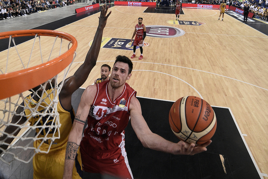 VL Pesaro, Simone Zanotti ancora in biancorosso