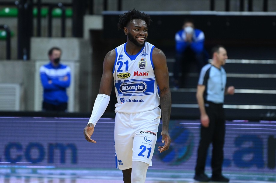 De'Longhi Treviso, su LBATV alla scoperta di Christian Mekowulu