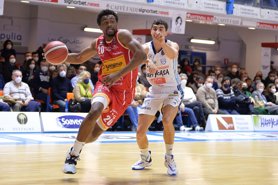 Lamb e la nuova Pesaro: 'Abbiamo le potenzialità per arrivare ai playoff. Qui in Italia sto già benissimo”
