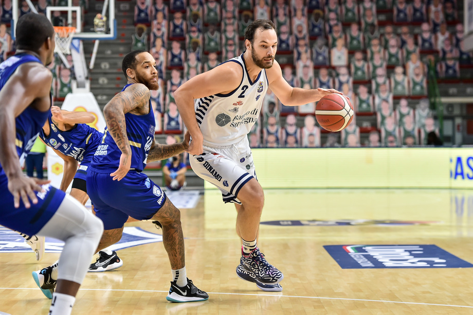 Serie A UnipolSai, definita la programmazione televisiva del 10° turno: alle 16 su Rai Sport Segafredo-Banco di Sardegna