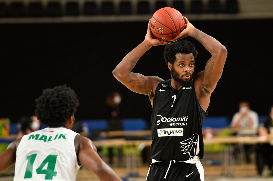 EuroCup, la cinquina della Dolomiti Energia Trentino: contro Bursaspor decide la coppia Martin-Williams