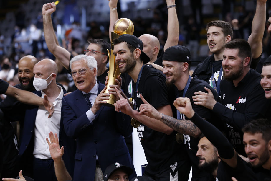 Su LBA TV Massimo Zanetti si racconta: 'Così in 4 anni ho ricostruito la leggenda della Virtus Bologna'