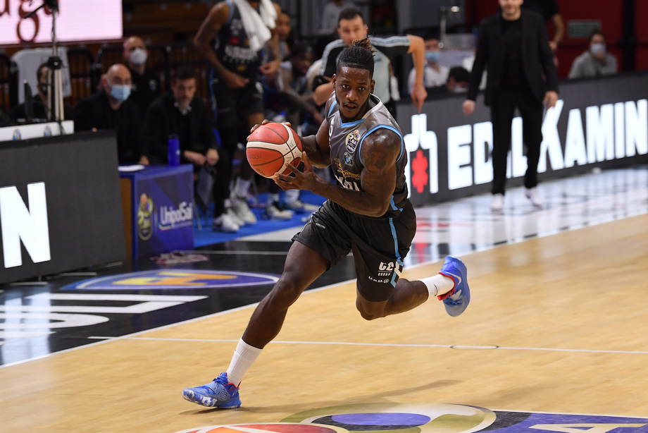 Vanoli, con Pesaro Jarvis Williams realizza la miglior prova per un giocatore di Cremona nella storia del club
