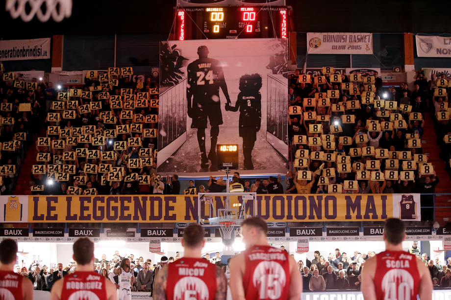 Martedì a Reggio Emilia l'intitolazione di una piazza a Kobe e Gianna Bryant