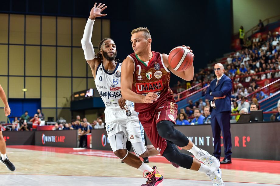 Domenica alle 12 Happy Casa-Umana con Tonut a 2 assist da quota 250 con la Reyer 