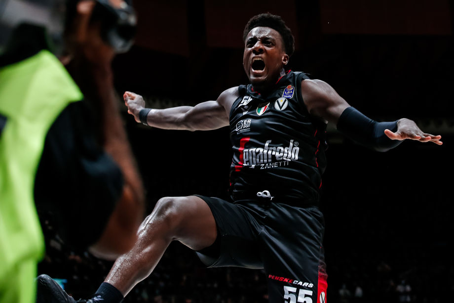Discovery+ Supercoppa - Quarti di finale: la Virtus Segafredo Bologna piega nel finale la resistenza della Bertram Tortona 