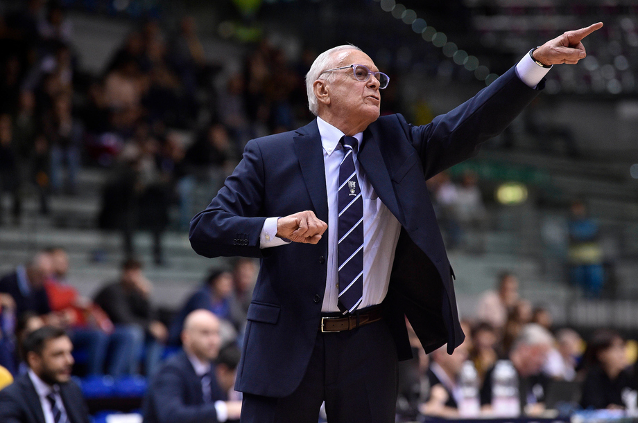 Su Overtime (Rai Sport, 22.15) focus sulla Fiat Torino con Larry Brown, Peppe Poeta e Carlos Delfino