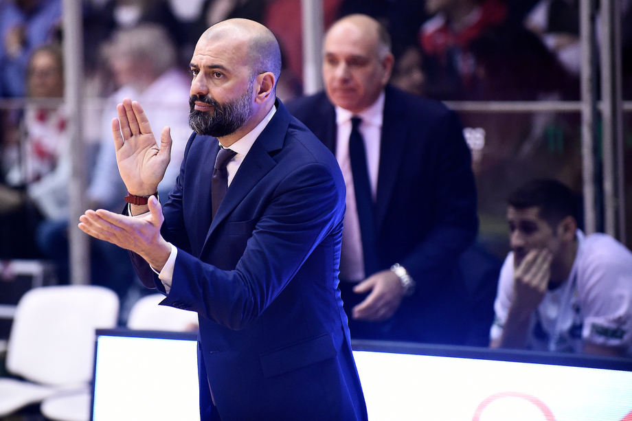 Grissin Bon Reggio Emilia, il nuovo coach è Maurizio Buscaglia: contratto triennale