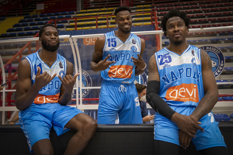 La nuova Gevi Napoli pronta alla sfida della Serie A. Sacripanti : 'Equilibrio parola chiave della stagione'