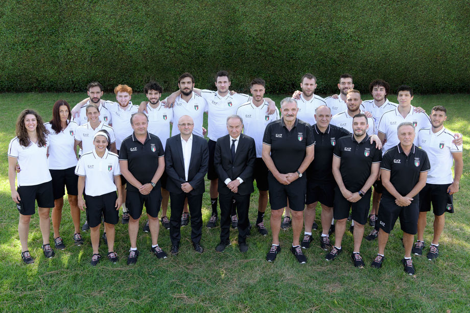 Gli azzurri in partenza per Tokyo. Sacchetti: 'Un gruppo veramente speciale'