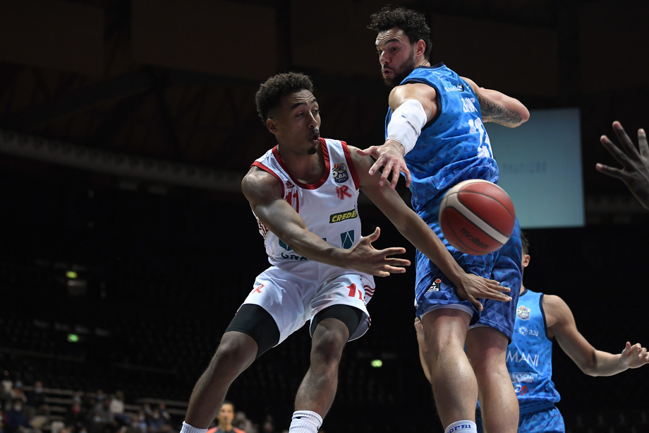 Serie A UnipolSai, nuova programmazione Tv della  nona giornata: Carpegna Prosciutto Pesaro-UNAHOTELS Reggio Emilia su Rai Sport