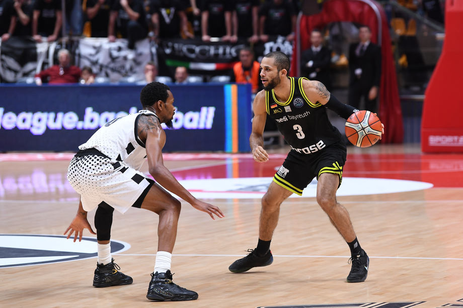 Fortitudo Bologna, accordo con la guardia Kassius Robertson