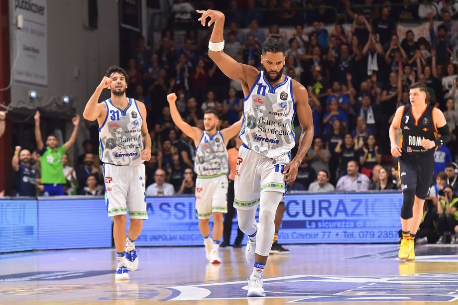 Nell'anticipo il Banco di Sardegna domina la Virtus Roma con il record stagionale di triple