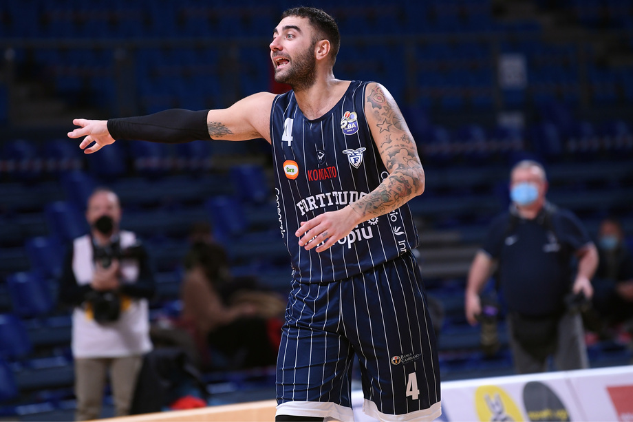 Fortitudo Lavoropiù Bologna, Aradori oltre quota 10.000 minuti in A: è il quinto giocatore in attività a superare questo traguardo: 'Quei primi 10 minuti senza punti con la maglia di Milano nel 2008'