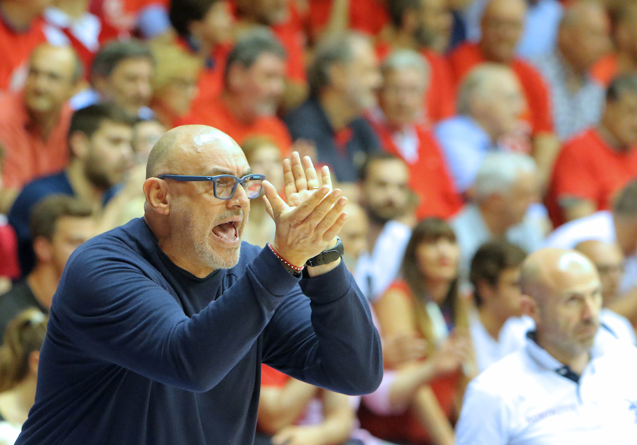 VL Pesaro, ufficiale l'esonero di Galli. Guida tecnica affidata a Matteo Boniciolli 