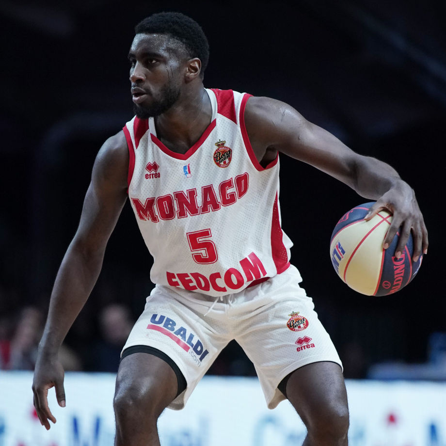 Il Banco di Sardegna Sassari saluta Marco Spissu e annuncia Anthony Clemmons