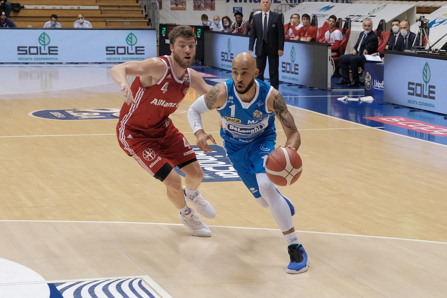 Serie A UnipolSai: alle 19 la sfida tra De'Longhi Treviso e Allianz Pallacanestro Trieste