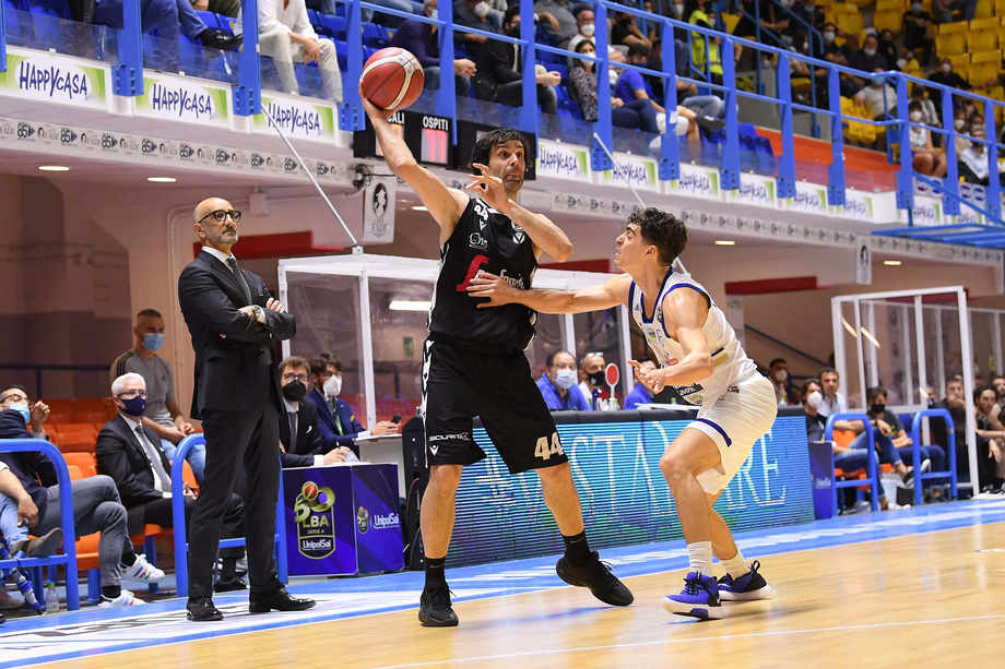 La Virtus Segafredo Bologna vince anche Gara 2 contro l'Happy Casa Brindisi e avanza 2 a 0 nella serie