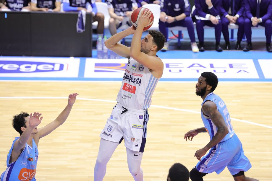 GeVi Napoli - Happy Casa Brindisi domenica alle 17: Gaspardo a un solo punto da quota 600 con i pugliesi in campionato
