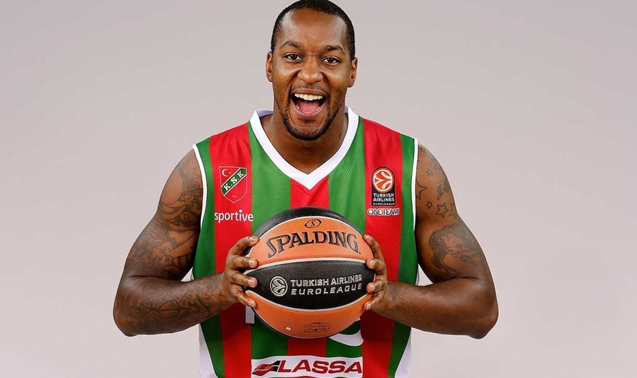 Banco di Sardegna, accordo con la guardia-ala Justin Carter