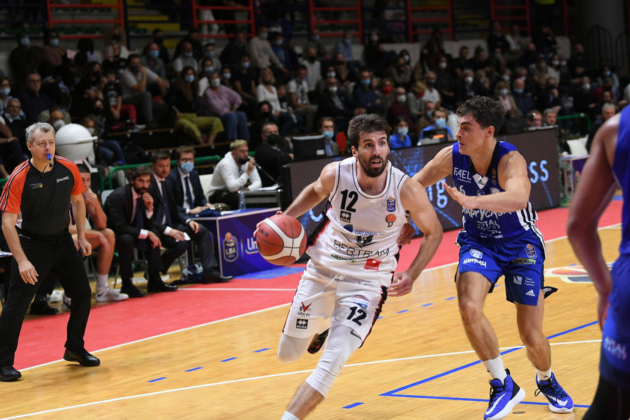 Carpegna Prosciutto Pesaro – Bertram Derthona Tortona: gli ex Filloy e Cain tornano alla Vitrifrigo Arena

