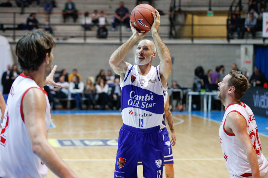 Su LBA TV la leggenda di Antonello Riva, il Nembo Kid del nostro basket