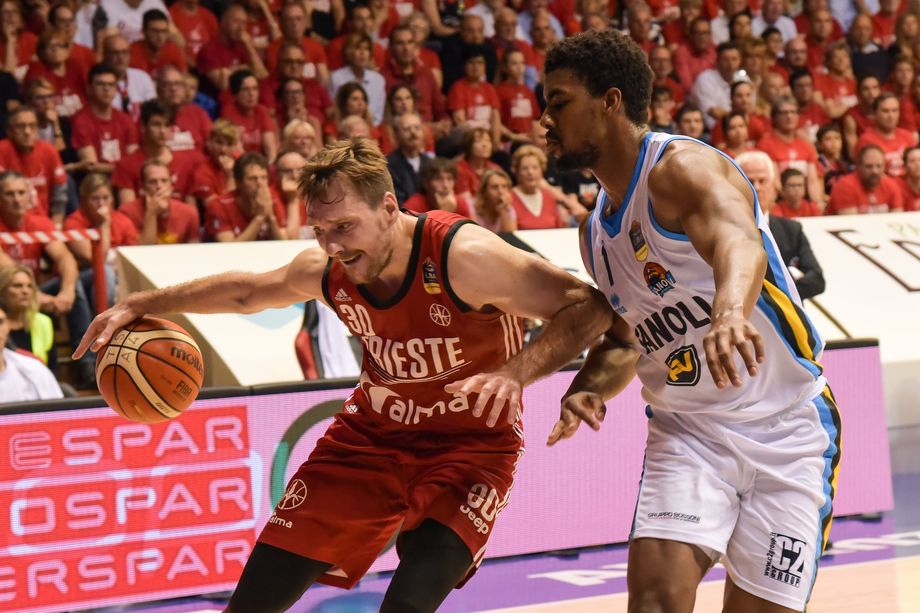 L'Alma Trieste riapre la serie con Dragic: record di punti in Italia (26)  con 6 triple e miglior prestazione sinora dei playoff 2019