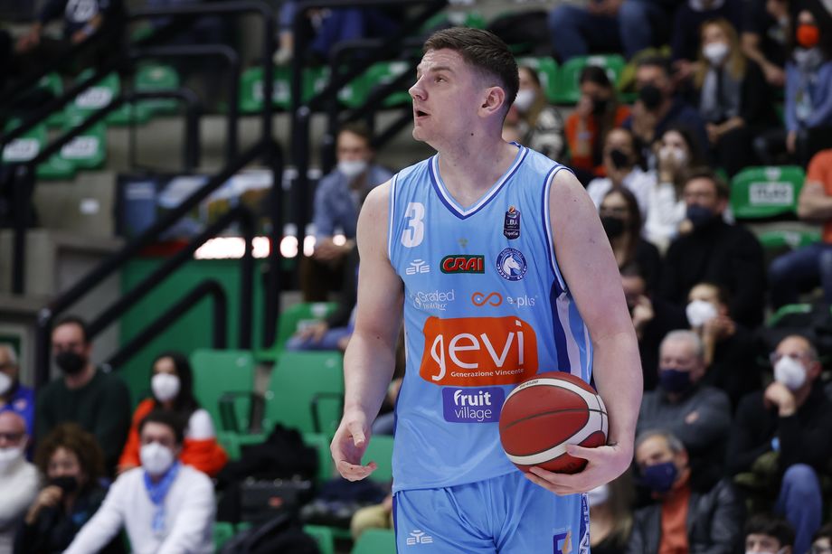 A|X Armani Exchange Milano - GeVi Napoli, Arturas Gudaitis è il grande ex della partita