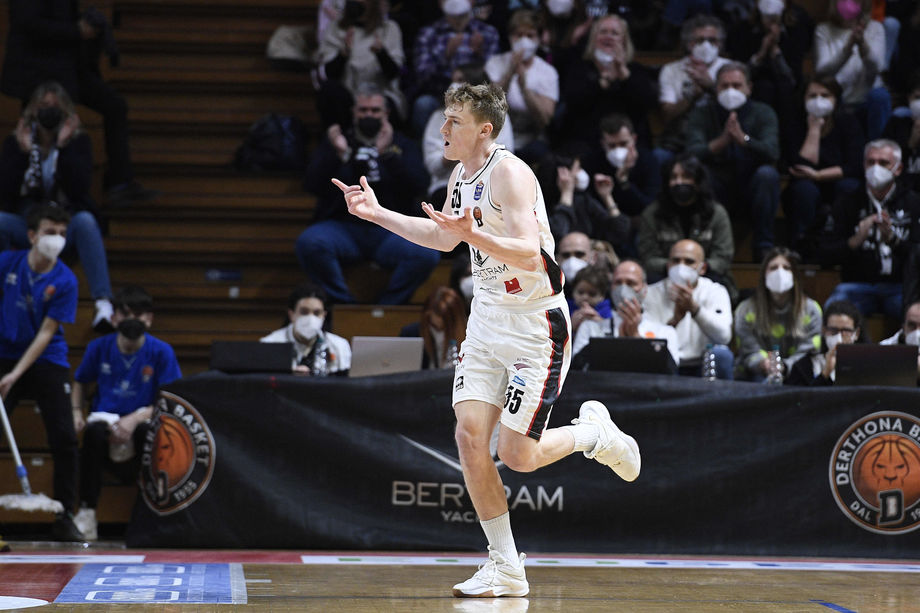  Bertram Tortona, nel successo su Napoli Macura con 25 punti riscrive il proprio “high” in Serie A