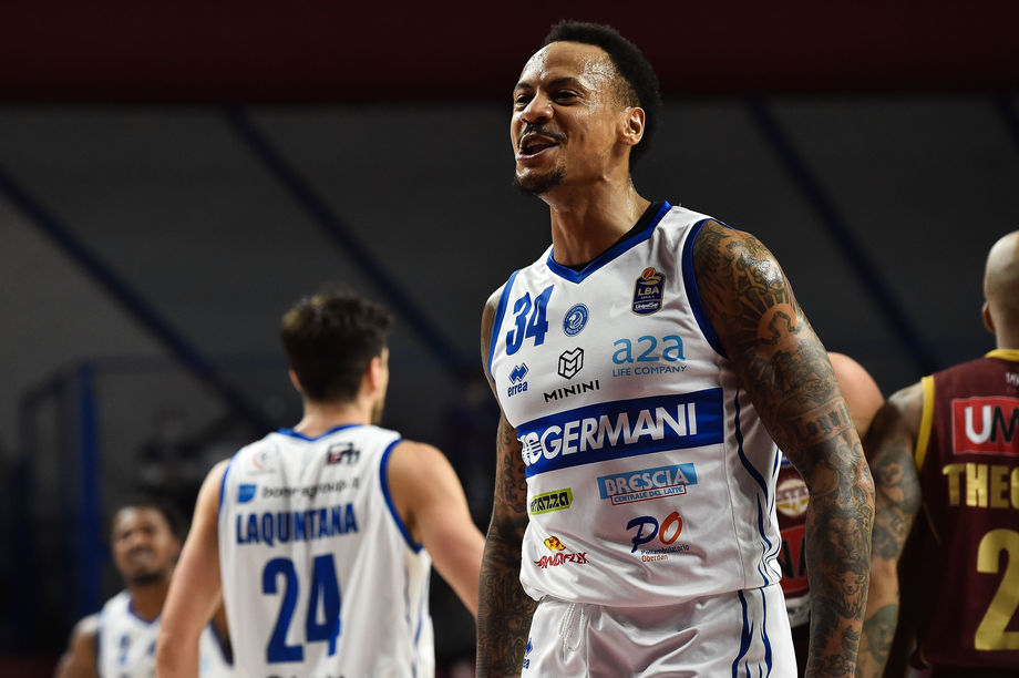 Germani, Moss a tutto campo: “Hoover, Myers e Gay i modelli che ho seguito per curare il mio corpo. Il cambio di look? Spinto da mio figlio Matteo”