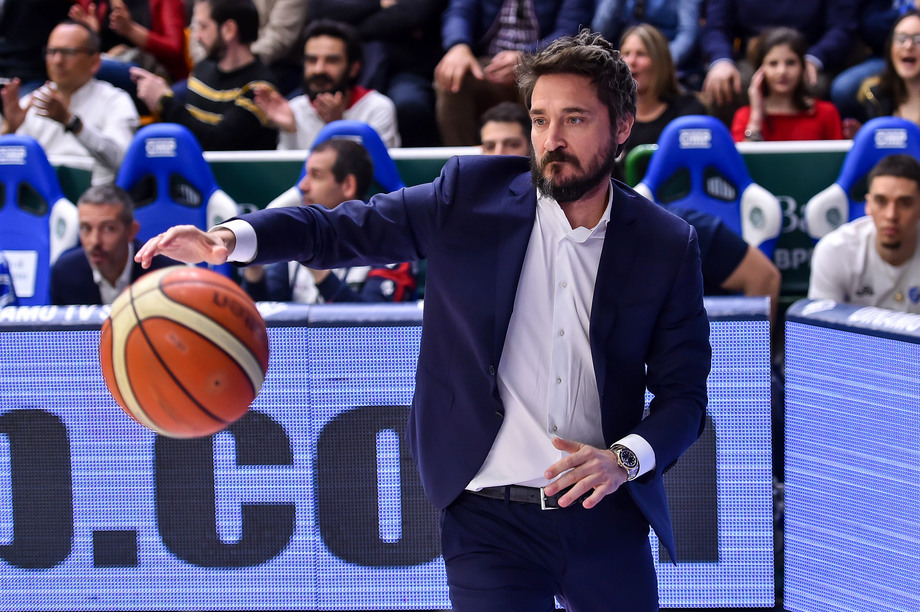 Banco di Sardegna verso la finale di andata di Fiba Europe Cup. Pozzecco: 'La chiave sarà il gioco di squadra'