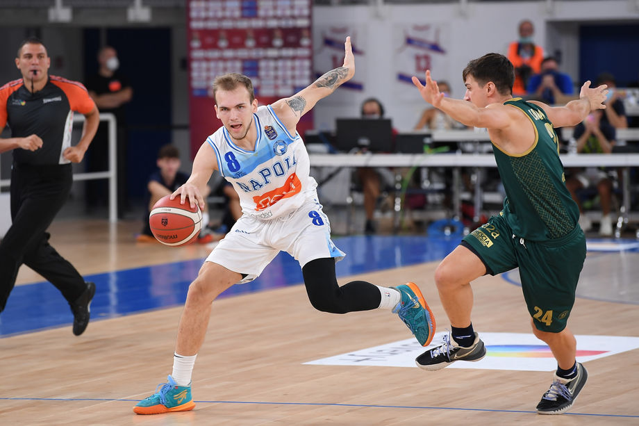 Discovery+ Supercoppa: la GeVi Napoli rimonta da -24 ed espugna Brescia con super Velicka