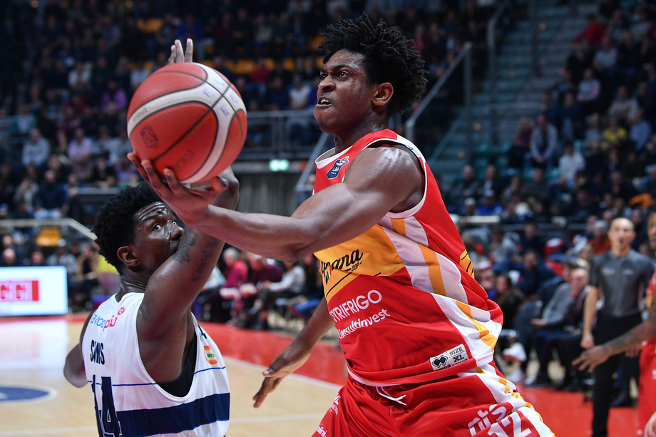 Carpegna Prosciutto Pesaro, ufficiale il ritorno di Paul Eboua