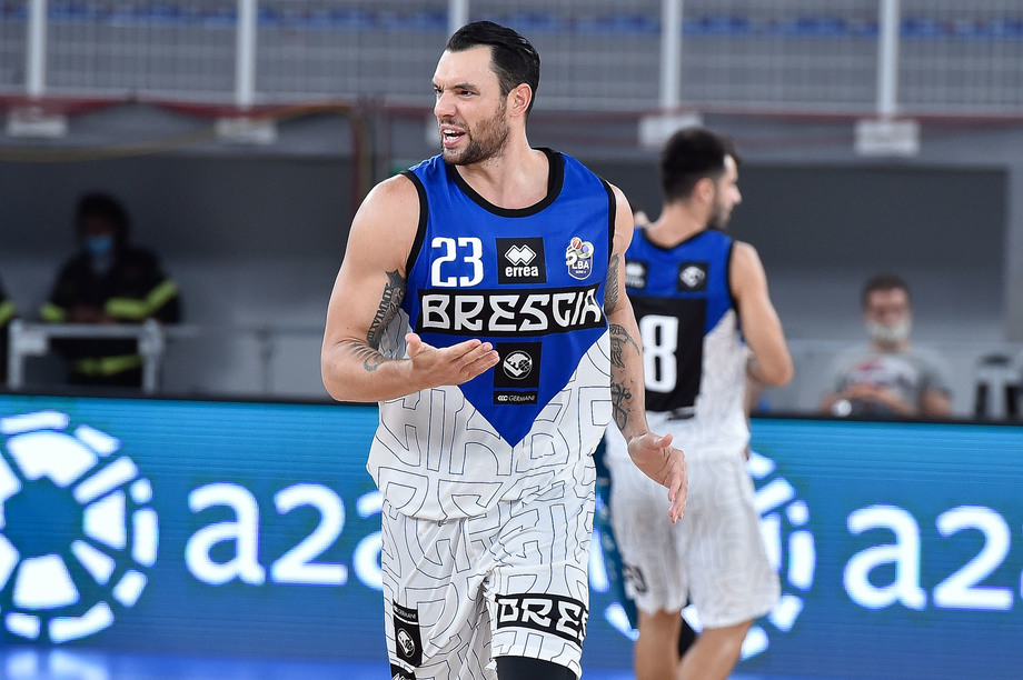 Germani Brescia, prima vittoria in EuroCup: Burns incontenibile nell'overtime, Ulm sconfitto