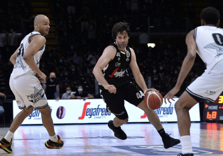 Virtus Segafredo Bologna prolunga con Milos Teodosic sino al 2023. 'Resto per vincere ancora'