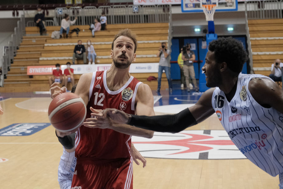 L'Allianz Pallacanestro Trieste conferma Marcos Delia